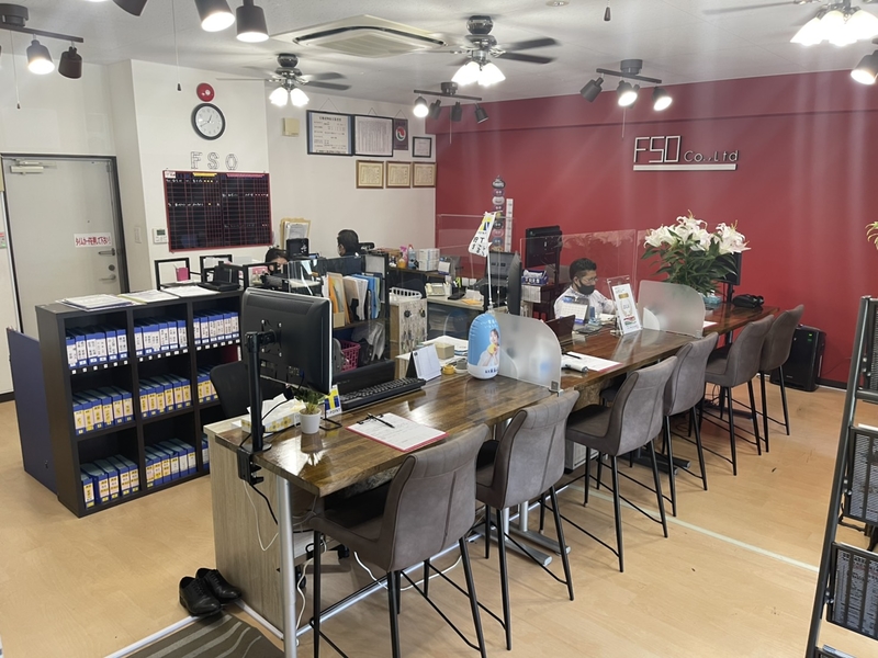 株式会社不動産ステーション沖縄店舗内観